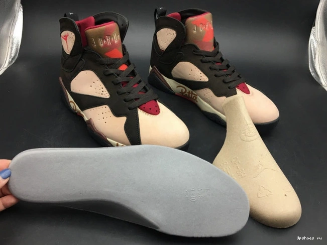 7 Patta AT3375-200 Jordan  Shimmer Retro 0303